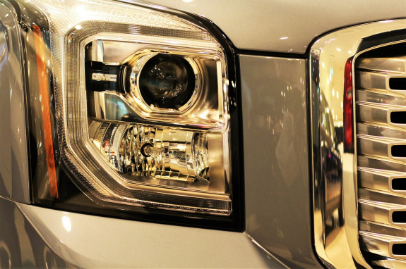 Q&A: What Headlight Restoration Kit Works Best? main image